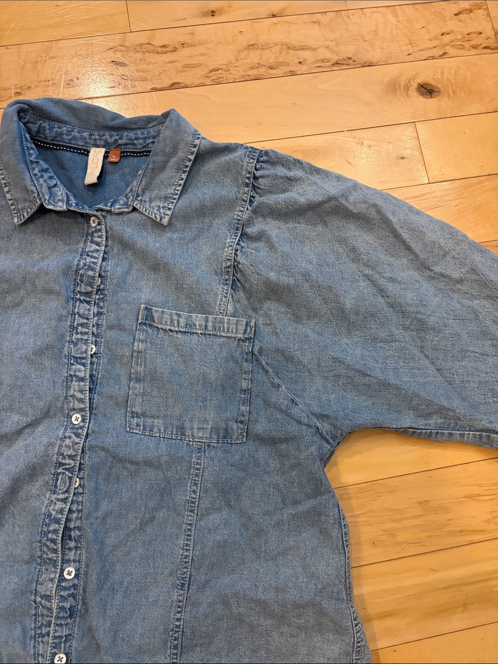 Pilcro Washed Denim Button-Down Shirt in Light Blue - Picture 5 of 6